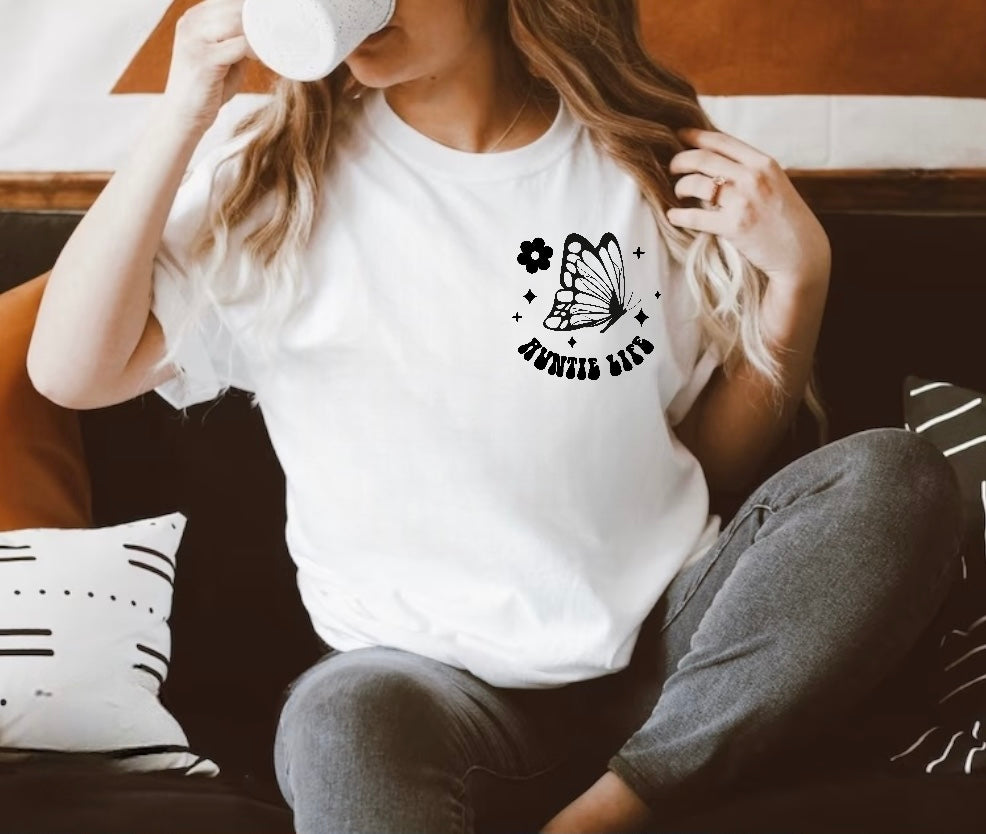 In My Auntie Era T-Shirts Hippo Boutique