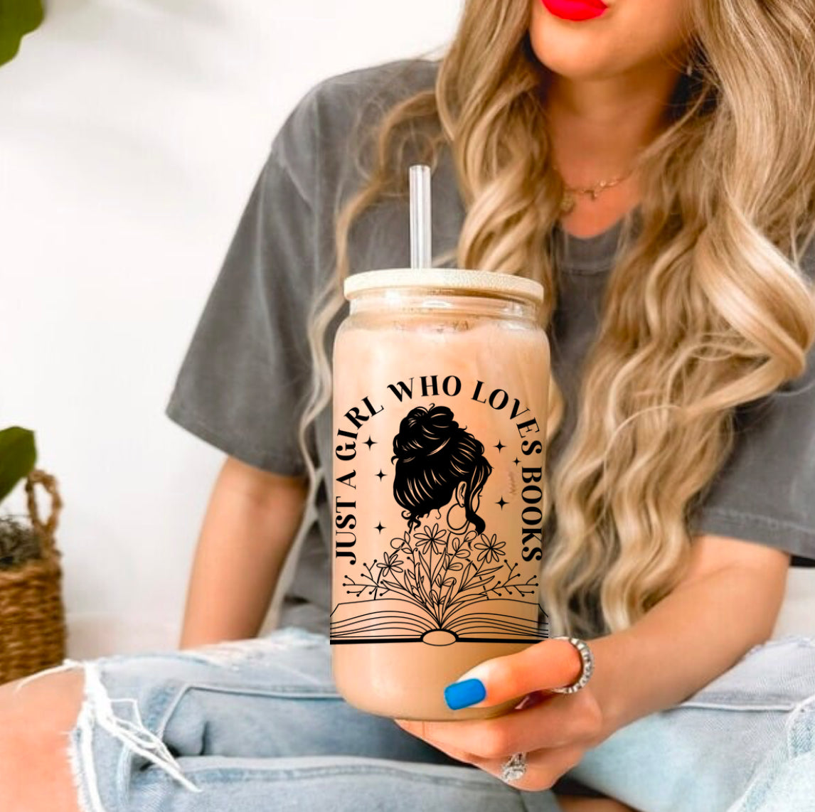 Floral Just a Girl Who Loves Books Glass Cup