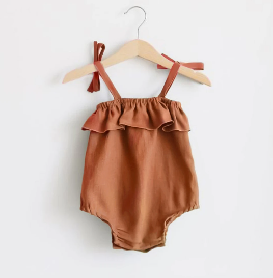 Summer Baby Girls Rompers Solid Cotton Linen Infant Romper Ruffles Slip Strap Kids Playsuit Jumpsuits Onepiece Baby Clothes