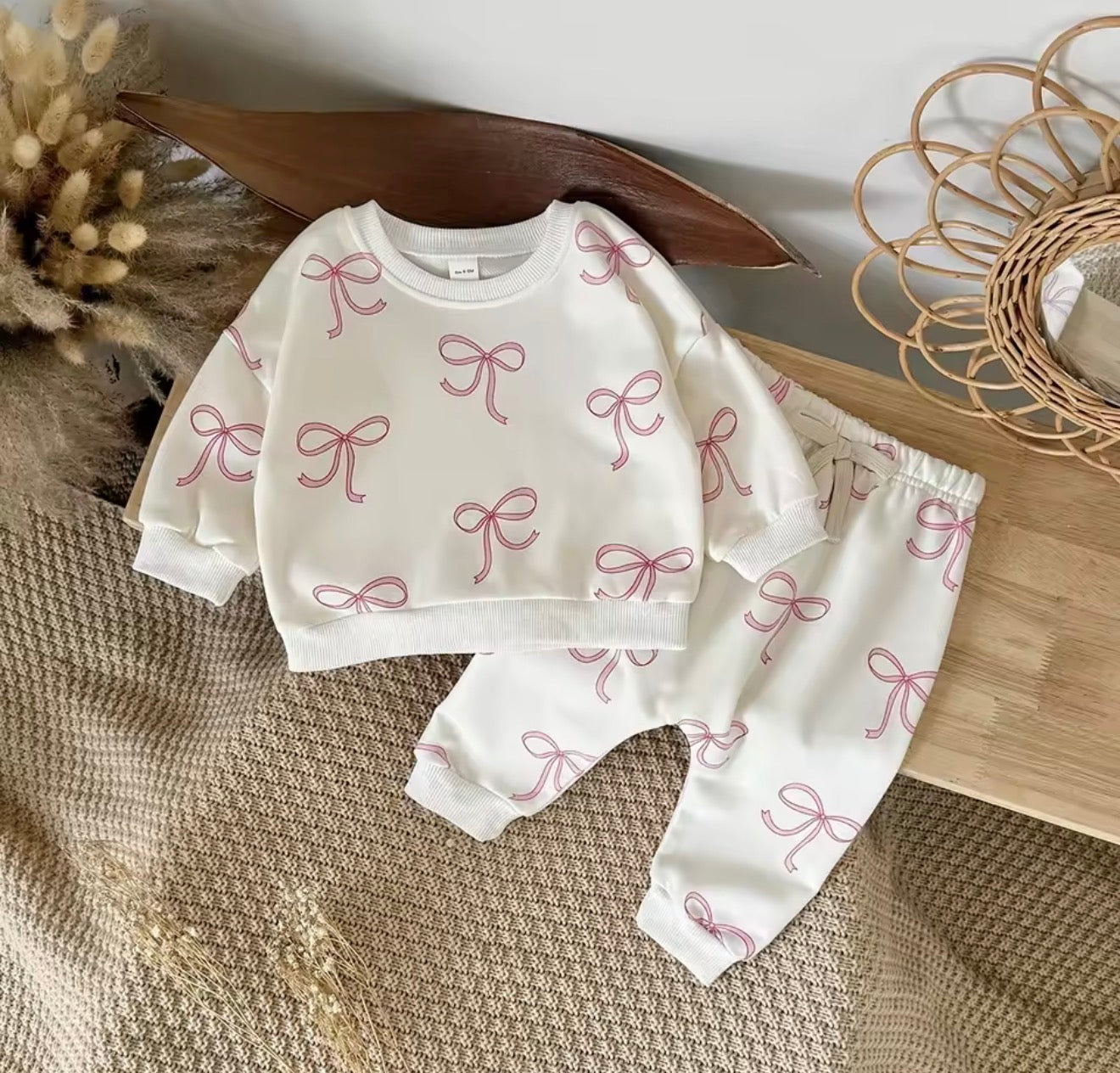 Baby & Toddler Pink bow Sweatshirt Outfit Hippo Boutique