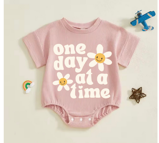 Baby romper tshirt bodysuit - One day at a time Hippo Boutique