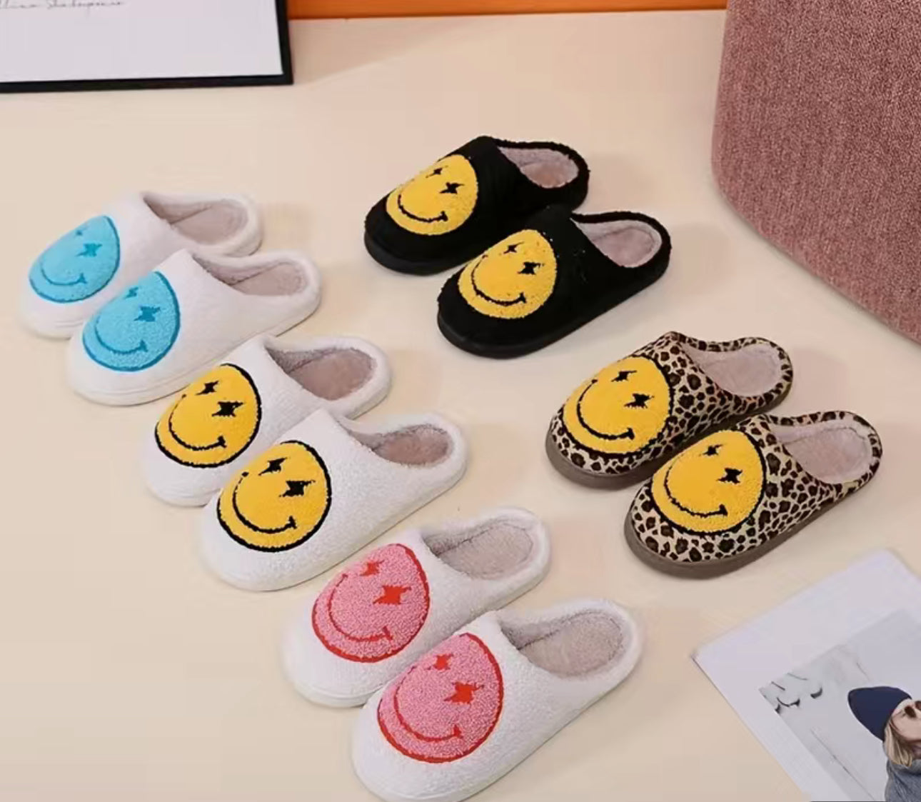 Women’s Fuzzy Smiley Slippers Hippo Boutique