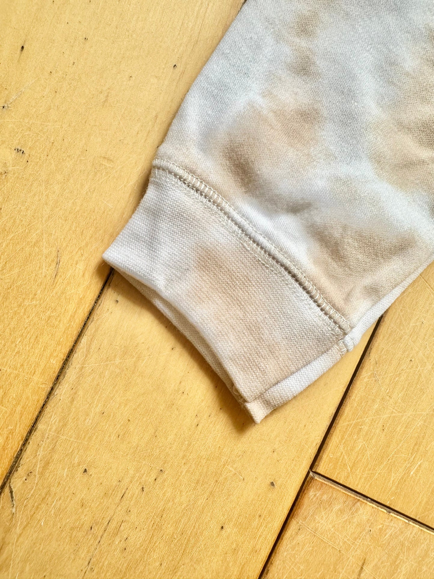 Feeding cows Tie dye Baby western farm Outfit sweatshirt and pants, baby clothes, farm shirt, baby girl, baby boy, baby gift, toddler sweat Hippo Boutique
