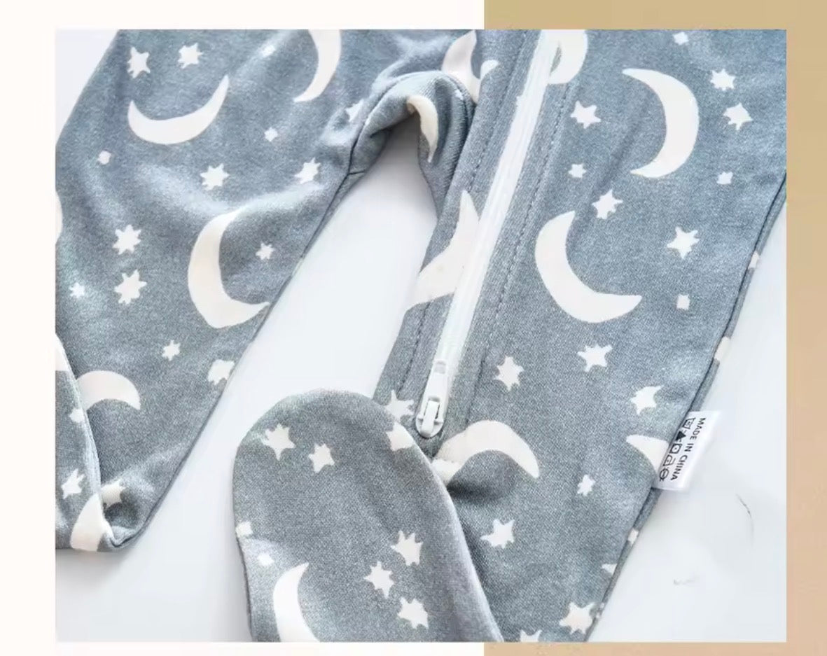 Long Sleeve Stars & Moon Bamboo Bodysuit Hippo Boutique