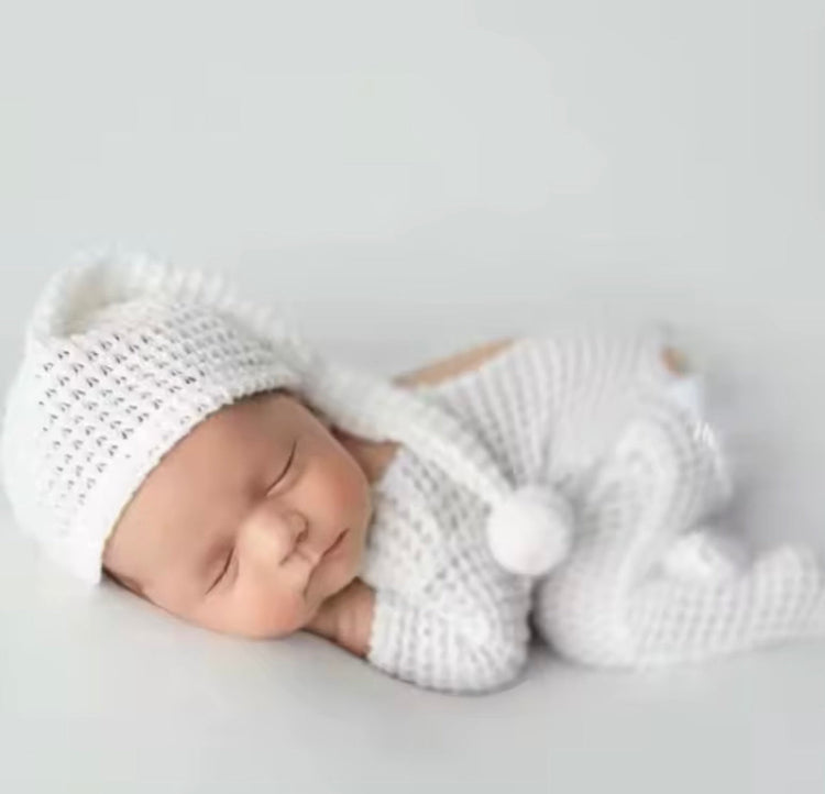 Newborn Waffle Knit Romper & Matching Pom Pom Hat Set – Baby Boy Coming Home Outfit Hippo Boutique
