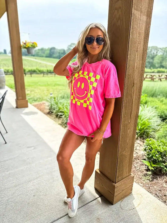 Neon Pink Checkered Smiley T-shirt Hippo Boutique