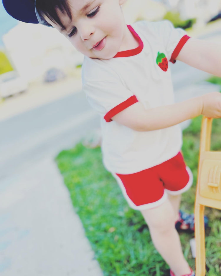 Fruity T-Shirt & Shorts Set Hippo Boutique