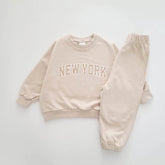 New York Oversized Sweatshirt Outfit - Hippo Boutique