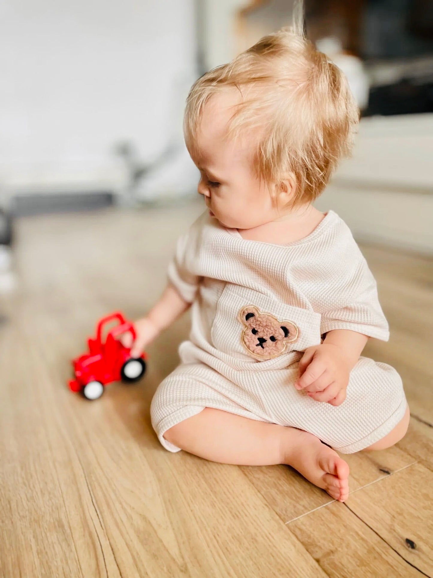 Waffle Knit Bear Baby t-shirt & shorts outfit set