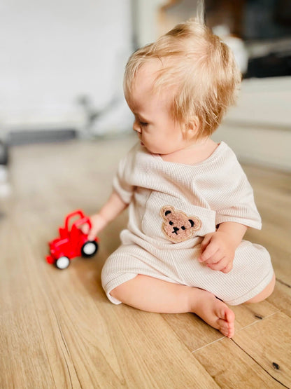 Waffle Knit Bear Baby t-shirt & shorts outfit set