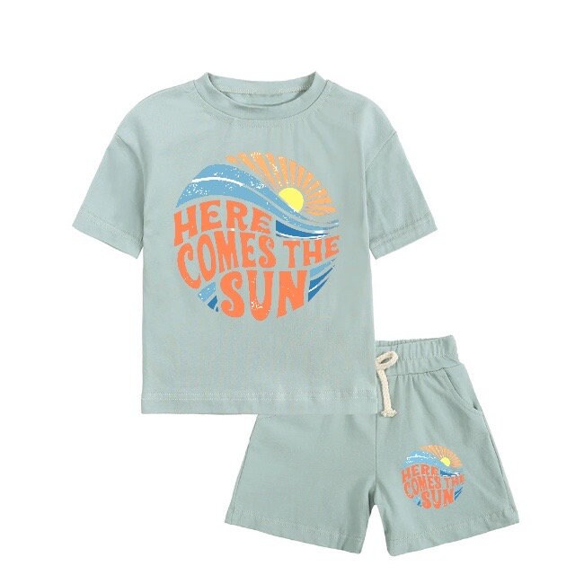 Here Comes The Sun T-Shirt & Shorts Set - Hippo Boutique