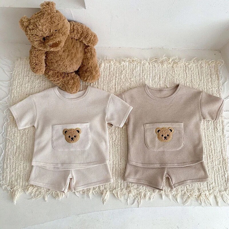 Waffle Knit Bear Baby t-shirt & shorts outfit set