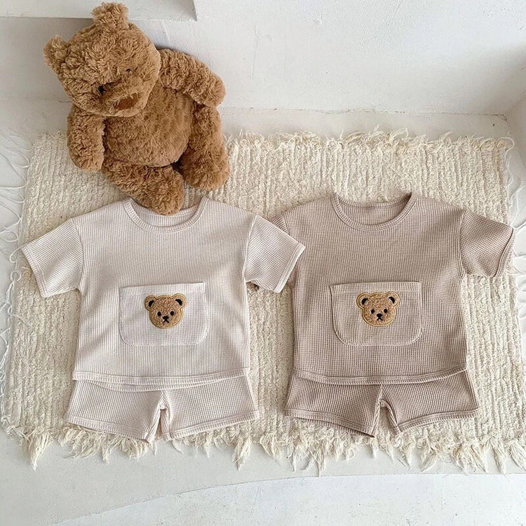 Waffle Knit Bear Baby t-shirt & shorts outfit set