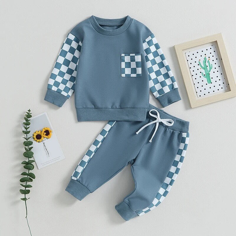 Checkered Baby boy Clothing set with pants and sweatshirt