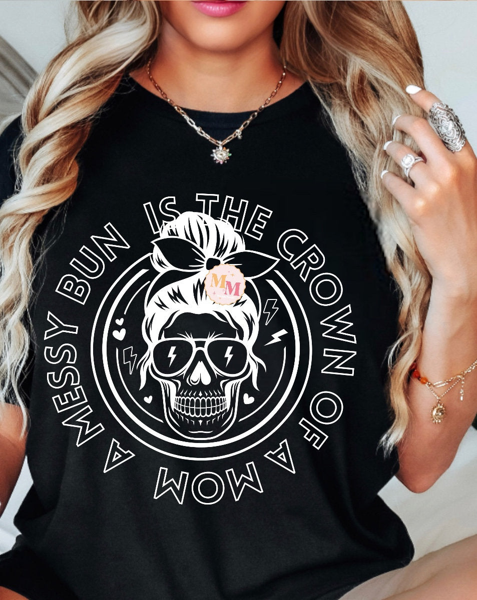 Mama oversized women’s tshirts / women’s clothes / graphic tee / gift for her / mom / skull tee / rock and roll / cool / beach / skull head