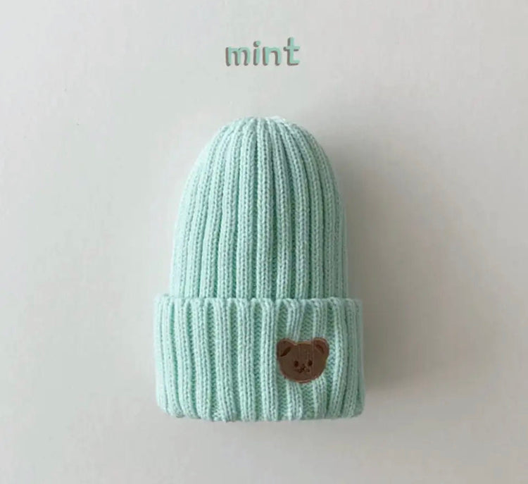 Baby and Kids Winter teddy bear Beanies /tuque / winter hat / baby beanie / baby / newborn / cute / embroider / baby winter / kids hat /
