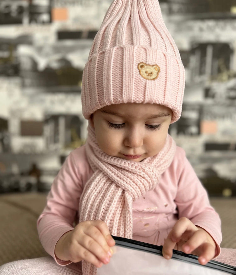 Baby and Kids Winter teddy bear Beanies /tuque / winter hat / baby beanie / baby / newborn / cute / embroider / baby winter / kids hat /