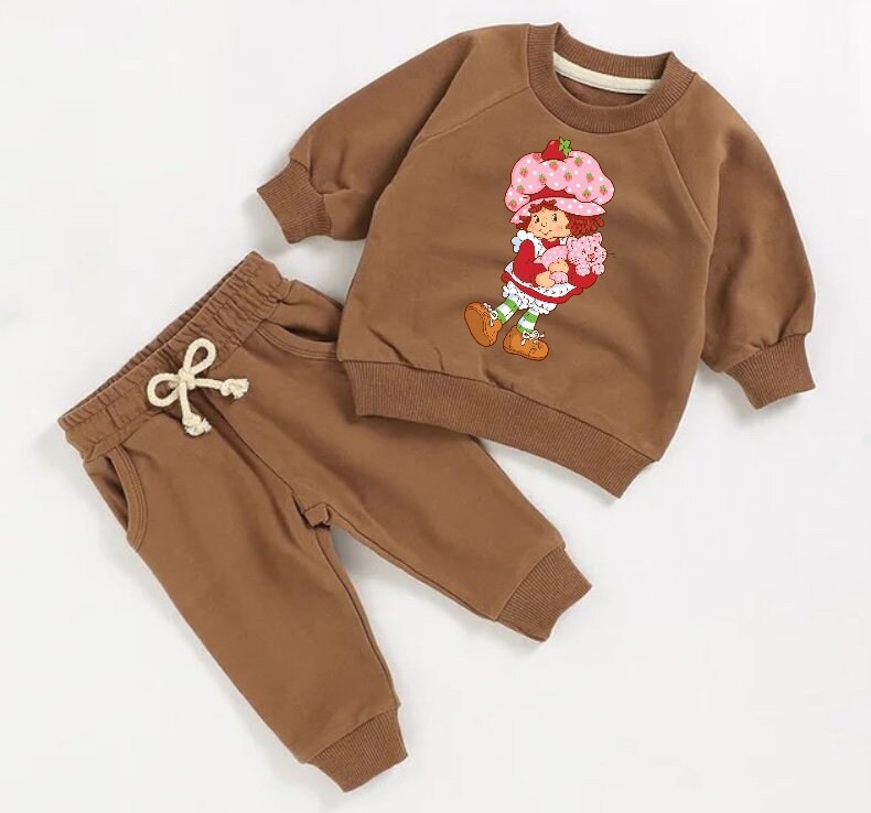 strawberry French Terry Baby Outfit set sweatshirt and pants / baby clothes / soft / cartoon / baby girl / baby shower / baby gift outfit