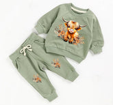 Highland cow French Terry Baby Outfit set sweatshirt and pants / baby clothes / soft / sweater / baby girl boy / baby shower / baby gift
