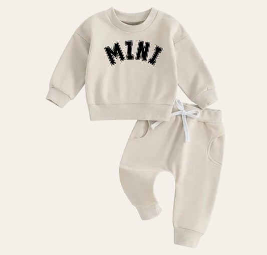 Mini Baby girl boy sweatshirt and pants outfit | Newborn | baby crewneck | sweatshirt kids Clothes | Baby Gift | Baby crewneck fall