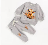 Highland cow French Terry Baby Outfit set sweatshirt and pants / baby clothes / soft / sweater / baby girl boy / baby shower / baby gift