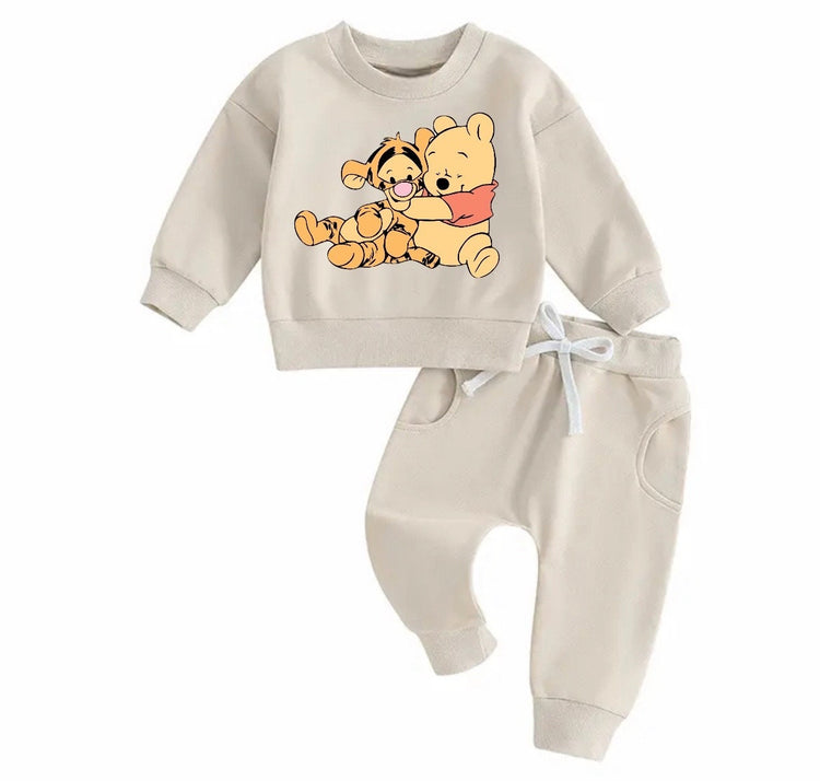 Pooh tigger Baby Outfit set sweatshirt and pants / baby clothes / cute / baby girl boy / baby shower / baby gift \ baby sweat / sweater