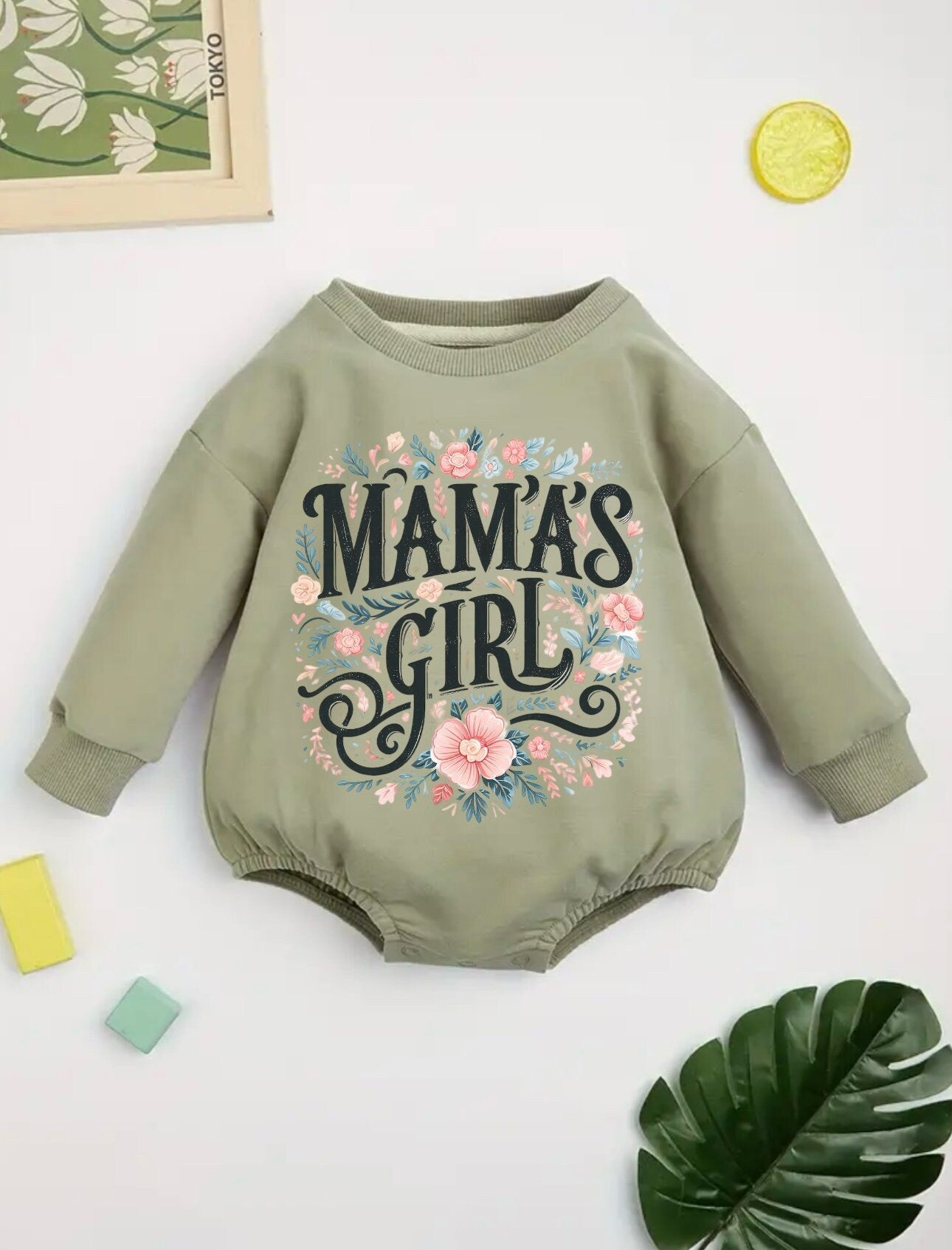 mamas girl baby SWEATSHIRT Romper bodysuit / baby clothes / baby sweater / bubble onesie / baby girl / baby gift / newborn / new baby