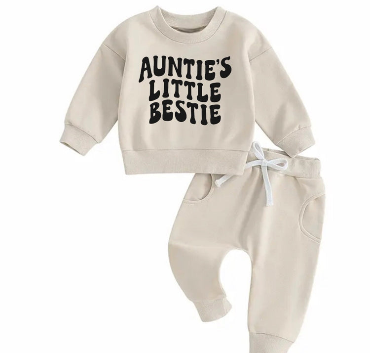 Aunties bestie Baby Outfit set sweatshirt and pants, baby clothes, baby girl boy, baby shower, baby gift, baby sweat, newborn, aunt gift